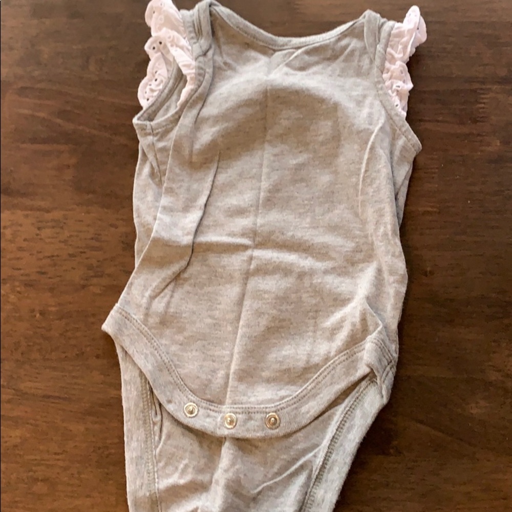 Bodysuits - Picture 3 of 3